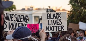 black-lives-matter-protesters-holding-signs