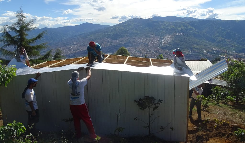 My project at Colombia Immersion led to other amazing opportunities to be able to contribute directly to the local community; here, building a house with Techo. http://www.techo.org/en