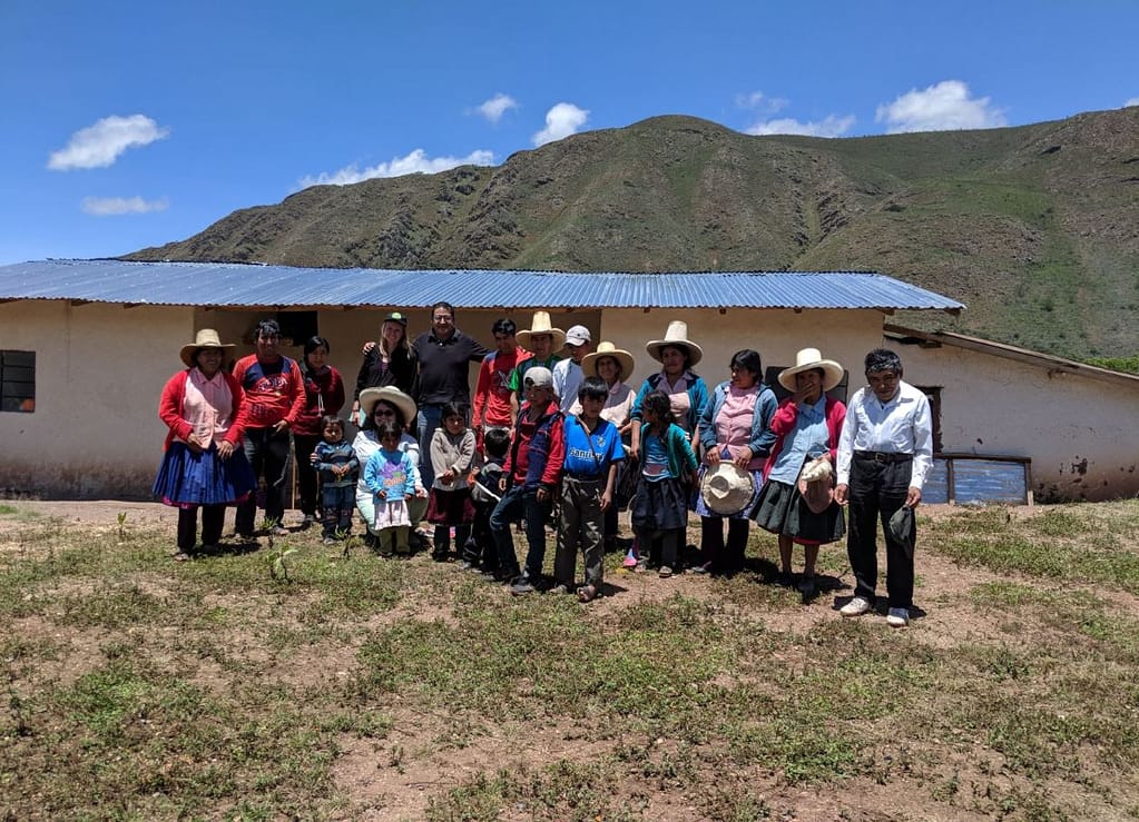 Agnes & the Team in the Community of Yahuarmarca