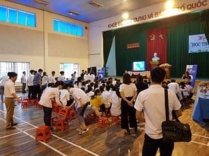 hocmai education lecture in an auditorium in vietnam